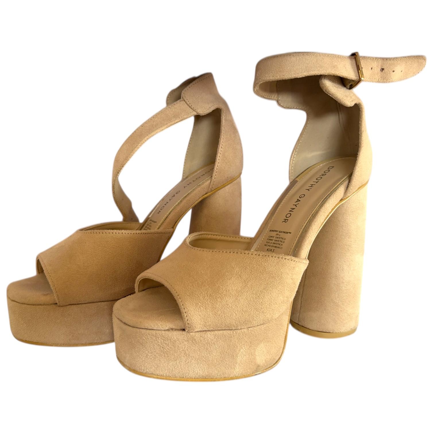 Sandalias Beige de Plataforma con Correa Cruzada y Tacón Grueso Elegantes DOROTHY GAYNOR - Talla 24.5
