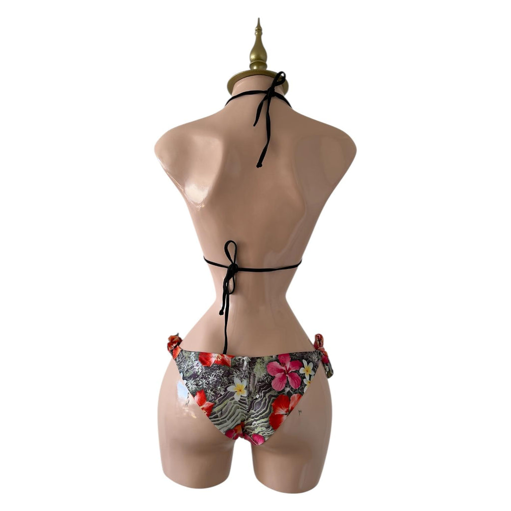 Bikini de 2 Piezas Negro con Parte Inferior Floreada Tropical YAMAMAY - Talla M