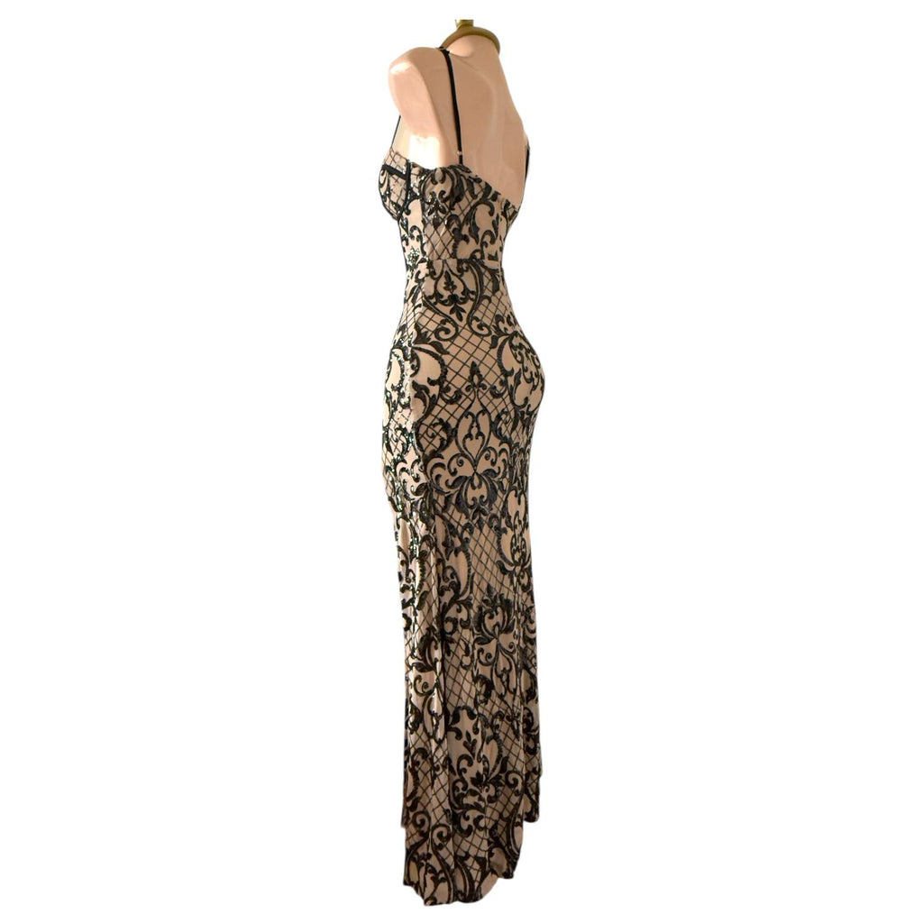Vestido Nude con Lentejuelas Negras en Patrón Barroco con Abertura Lateral Glamuroso WINDSOJ - Talla S