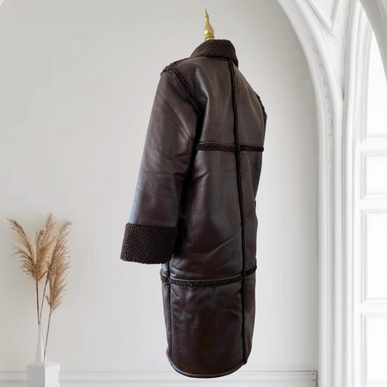 Abrigo H&M Café con Detalles de Borrego Sintético Talla M - Nuevo con Etiqueta